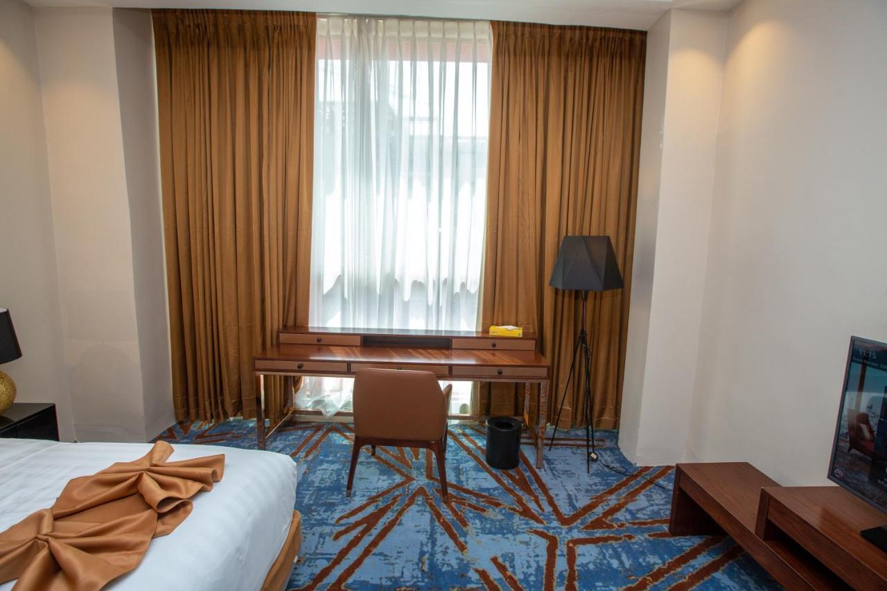Hotel Fleur De Lys Point E 다카르 외부 사진